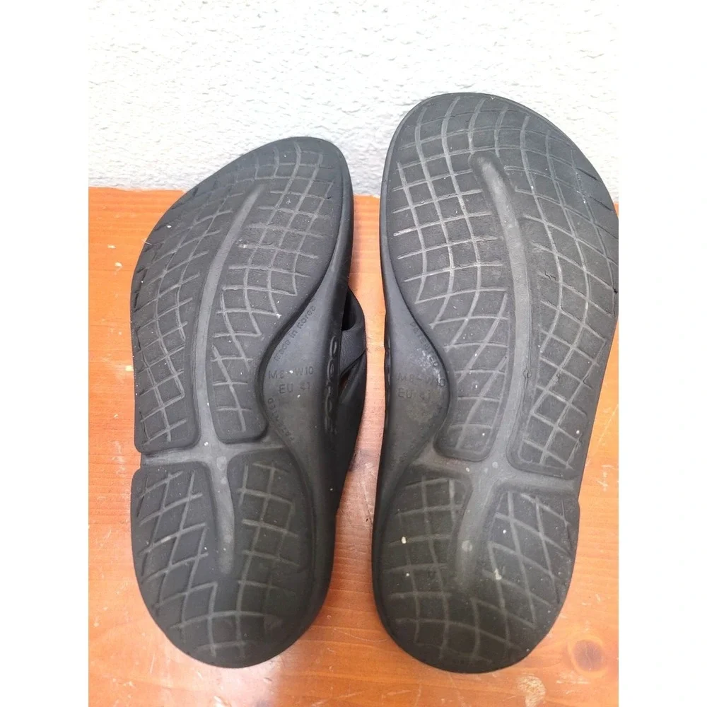Oofos Original Black Recovery Sandals Unisex Size M 8/W 10 Lightweight & Comfort